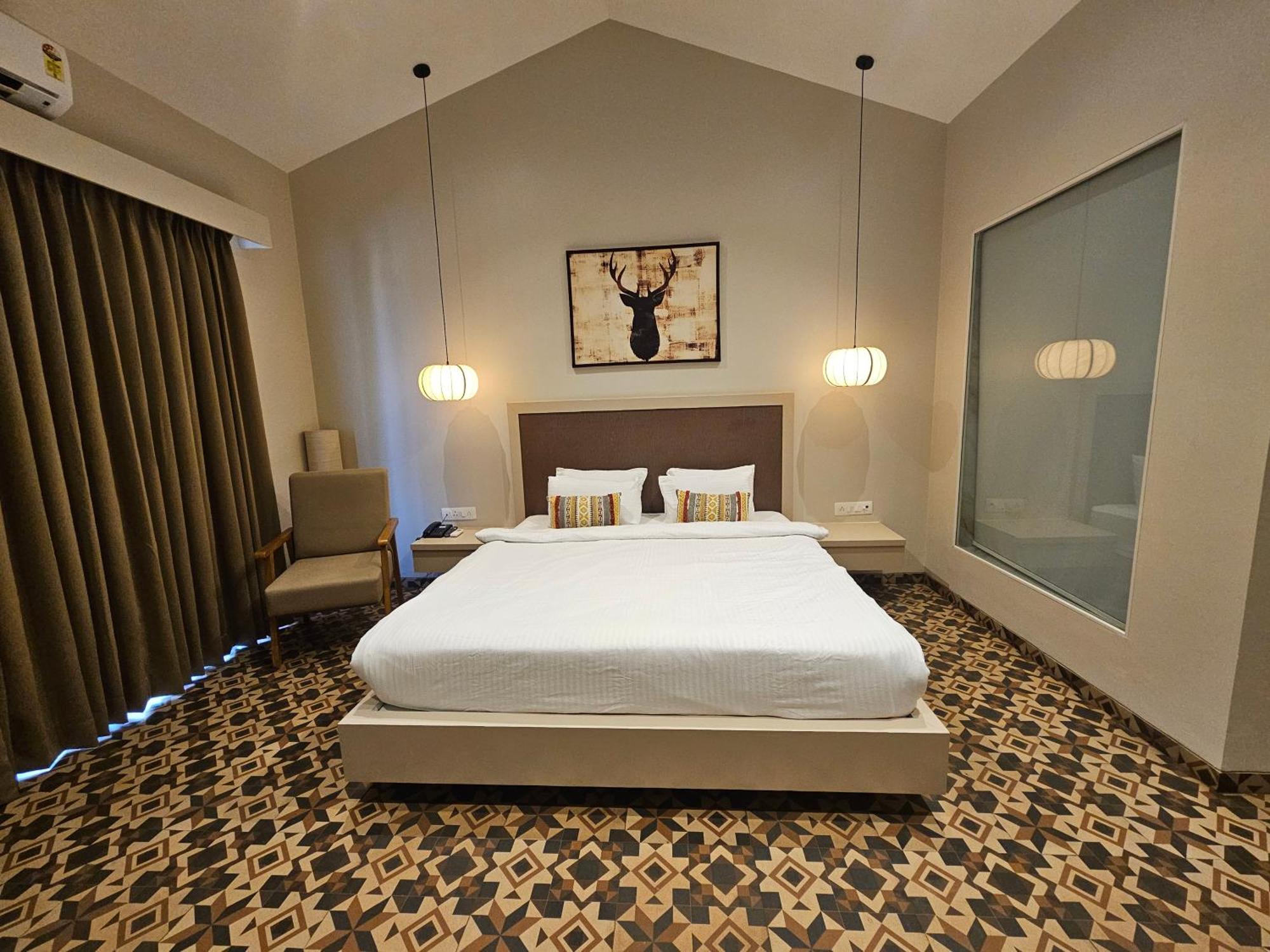 River Estates Luxury Resort & Spa Карджат Екстериор снимка