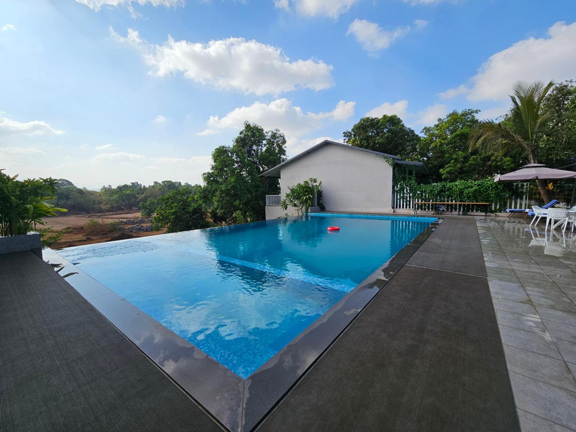 River Estates Luxury Resort & Spa Карджат Екстериор снимка