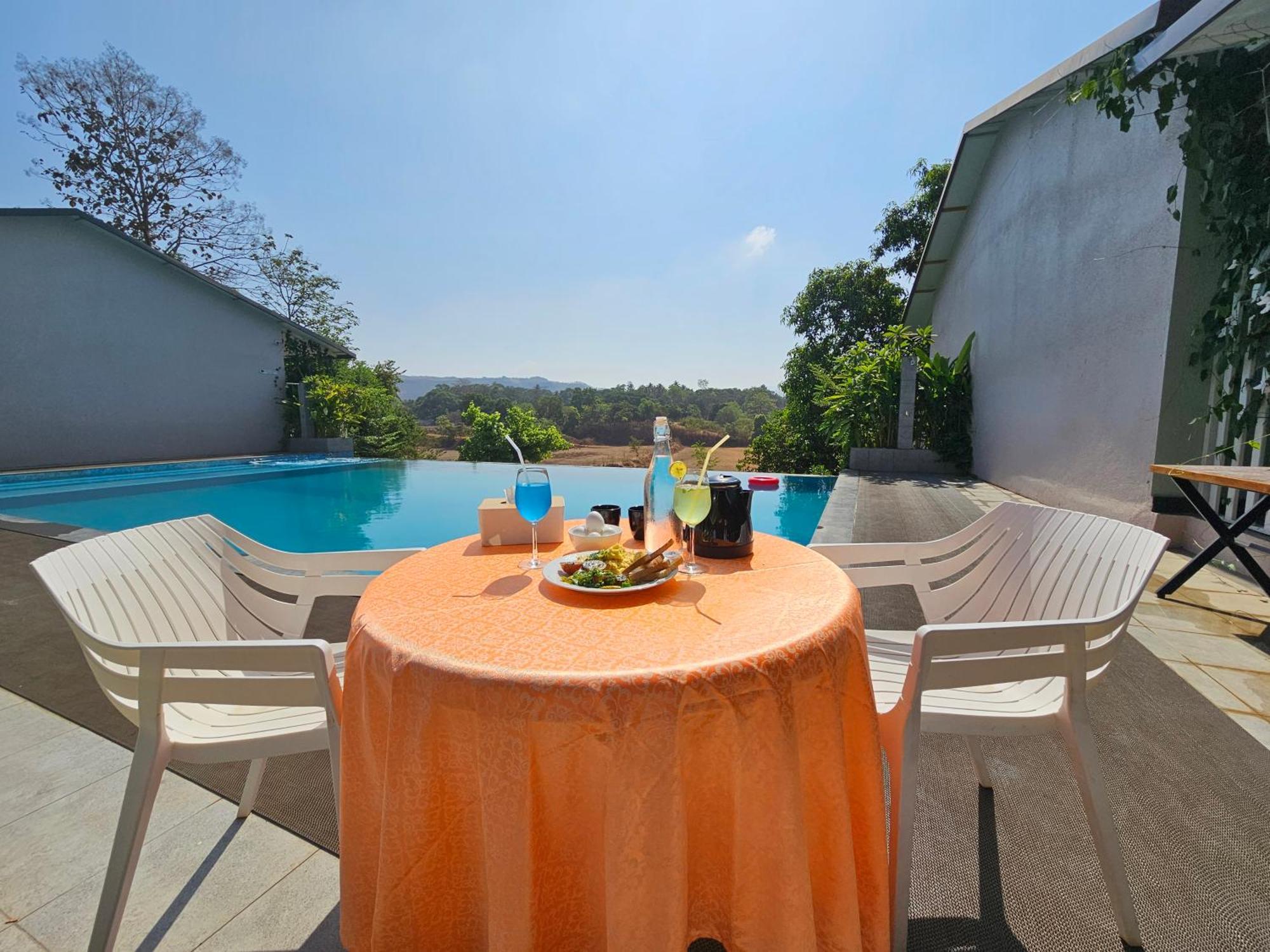 River Estates Luxury Resort & Spa Карджат Екстериор снимка
