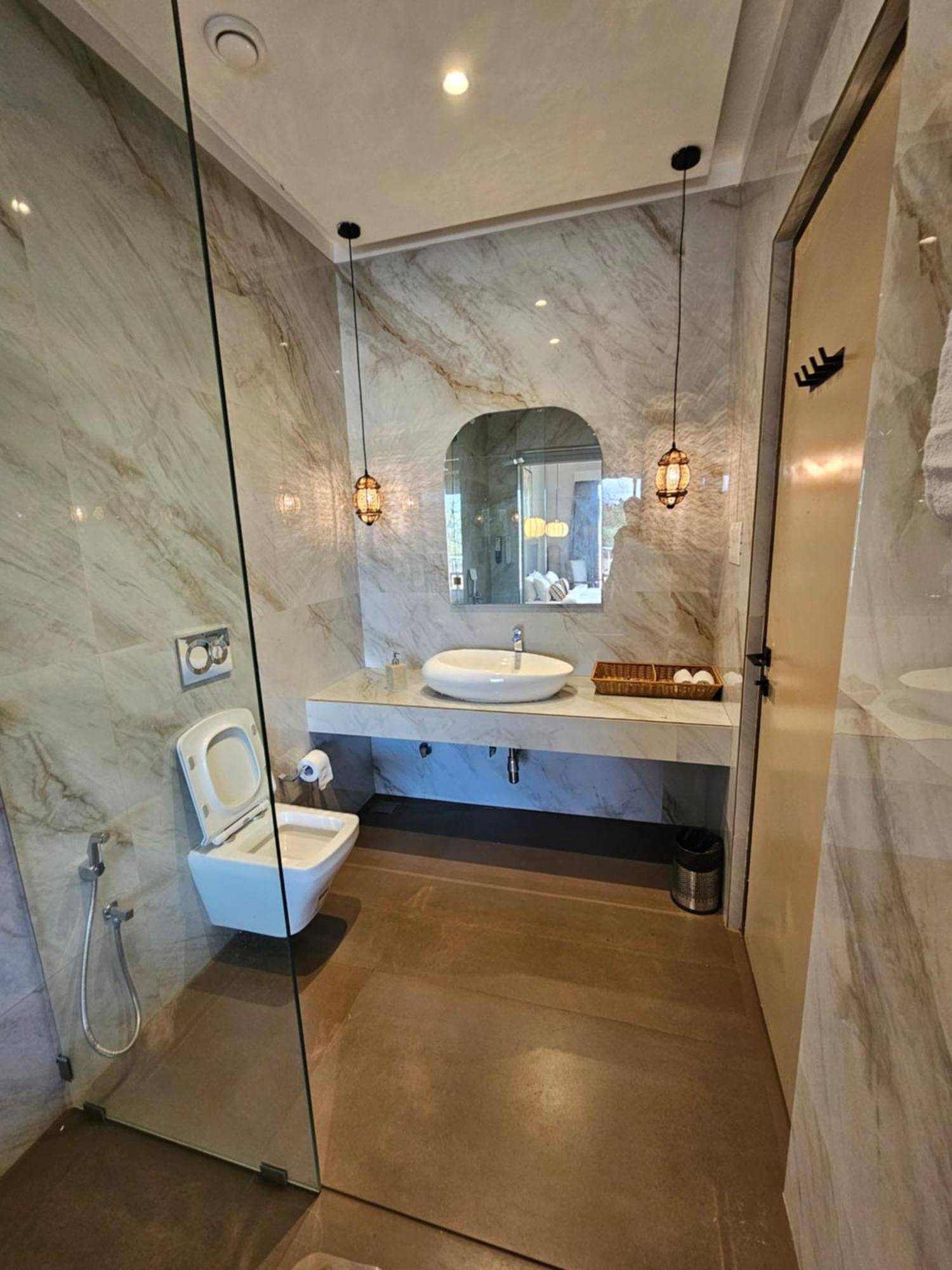 River Estates Luxury Resort & Spa Карджат Екстериор снимка